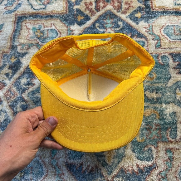 Vintage 80s Yellow Blank Trucker Hat - Picture 5 of 6
